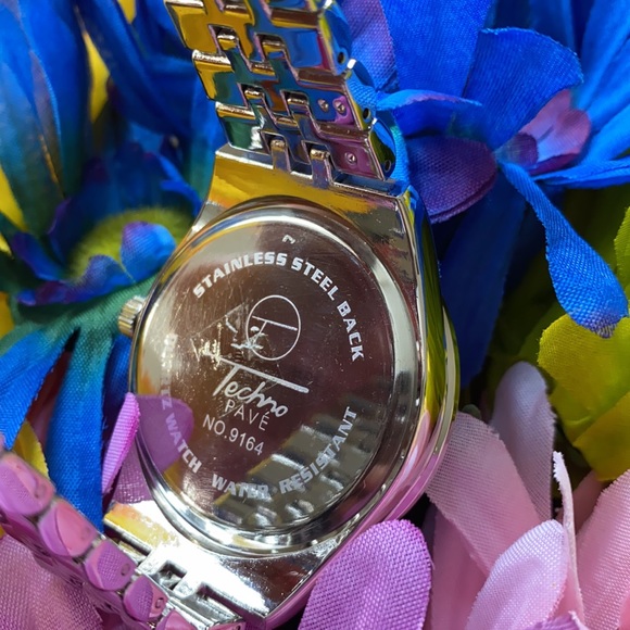 NEW* Men silver flashy big face watch - Picture 8 of 8